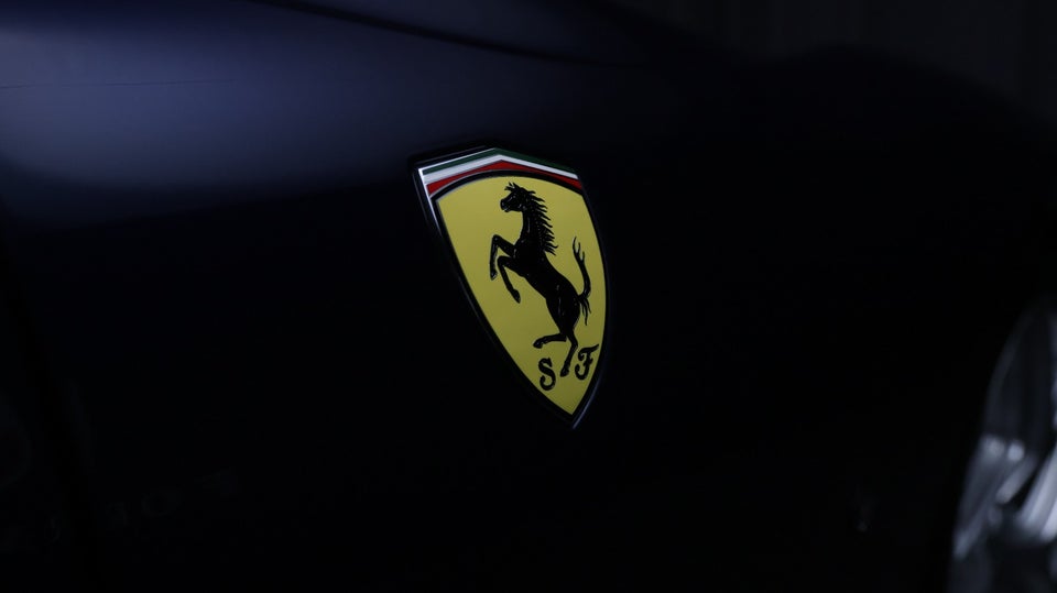 Ferrari 812 Superfast 6,5 DCT 2d