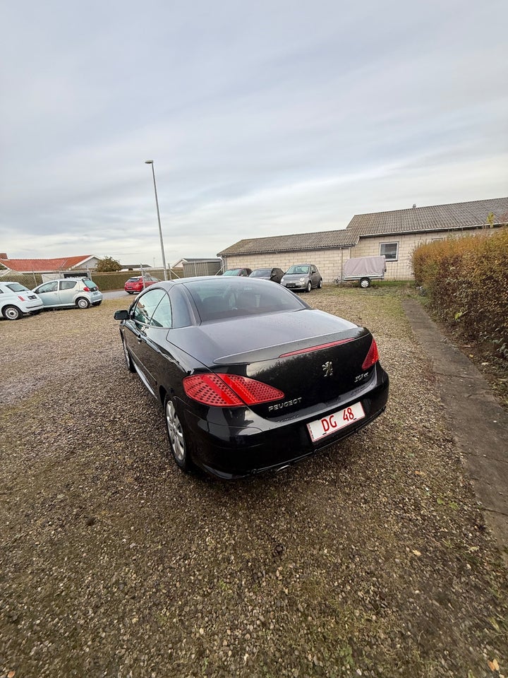 Peugeot 307 2,0 16V CC 2d