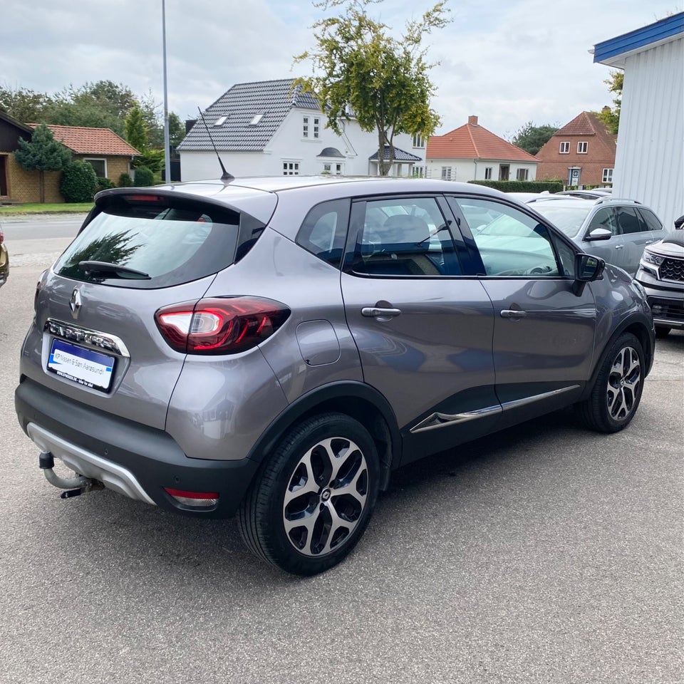 Renault Captur 1,5 dCi 90 Intens EDC 5d