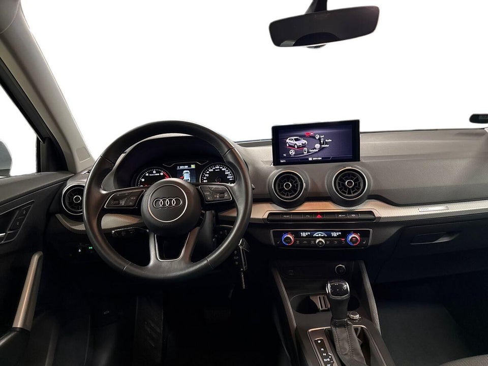 Audi Q2 35 TFSi Prestige S-tr. 5d