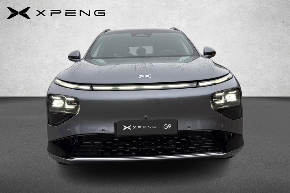 Xpeng G9 Standard Range 5d
