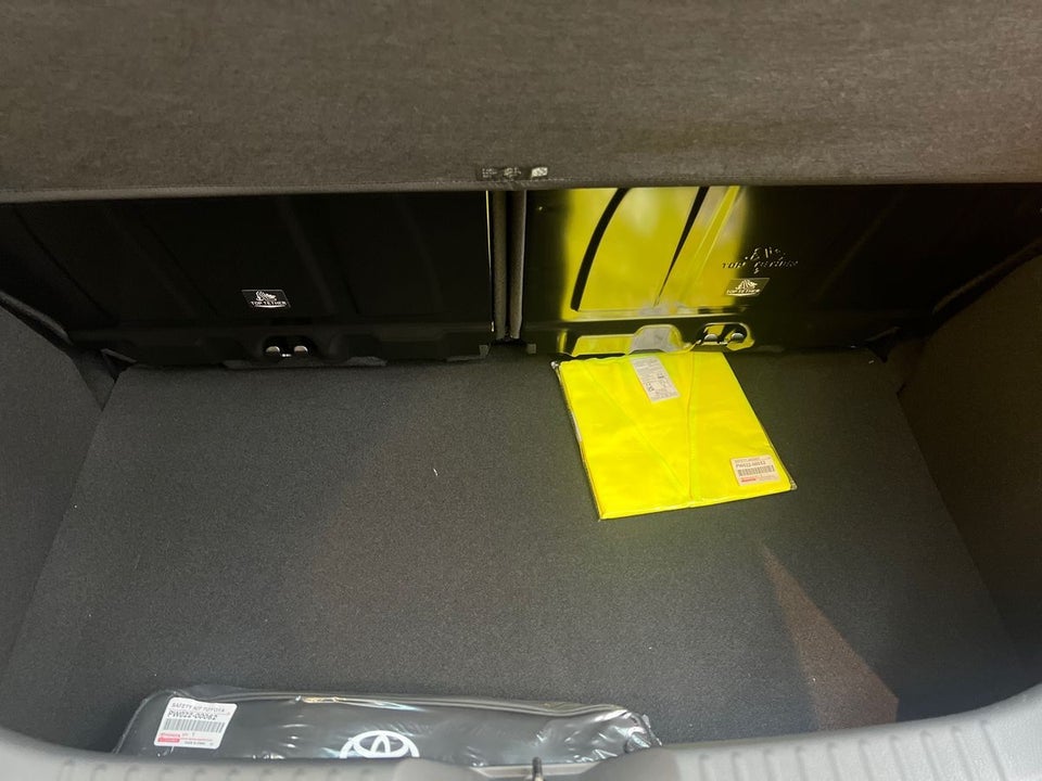 Toyota Aygo 1,0 VVT-i x-press 5d