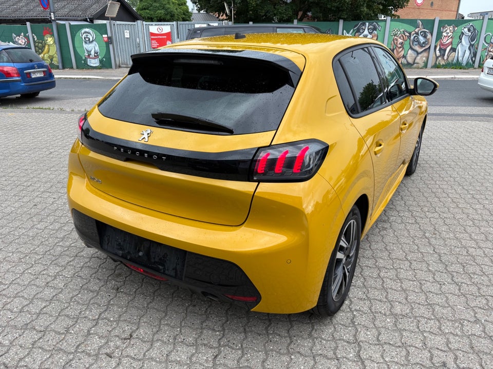 Peugeot 208 1,2 PureTech 100 Supreme+ 5d