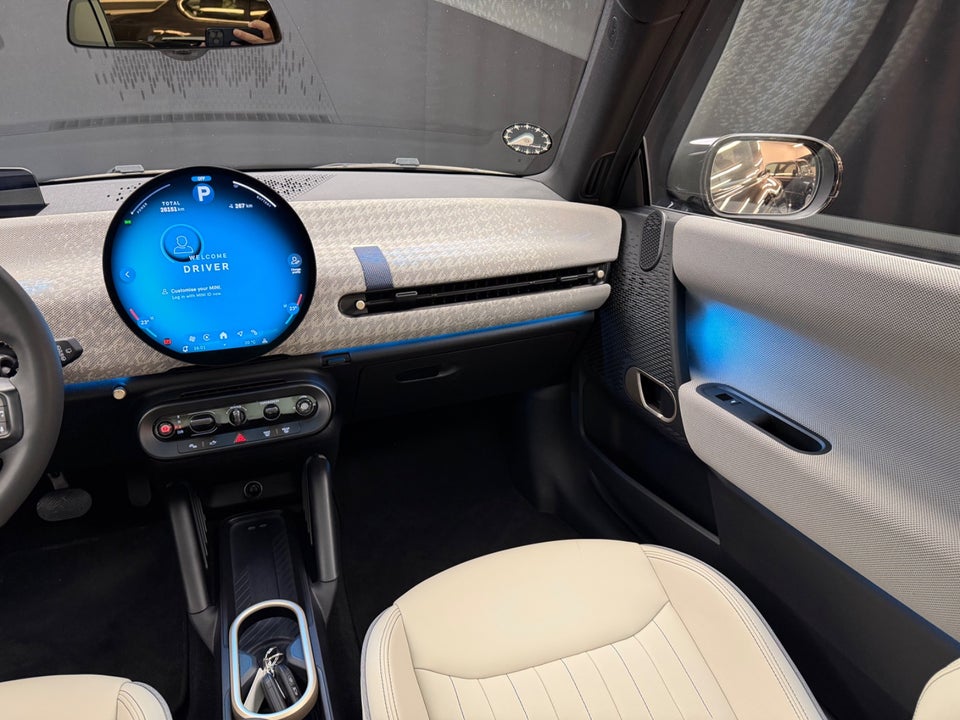 MINI Cooper SE Favoured Trim M 3d