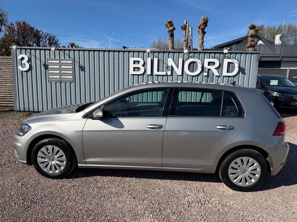 VW Golf VII 1,0 TSi 85 Trendline 5d