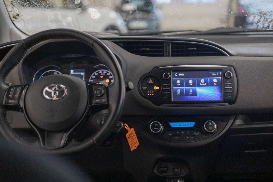 Toyota Yaris 1,5 Hybrid H2 e-CVT 5d