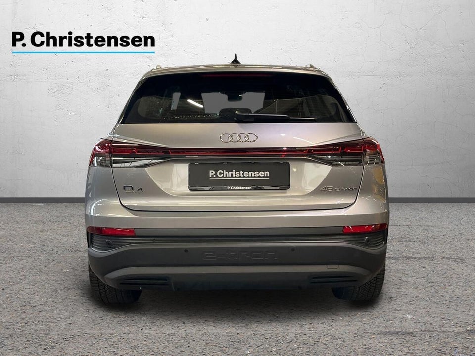 Audi Q4 e-tron 45 Progress 5d