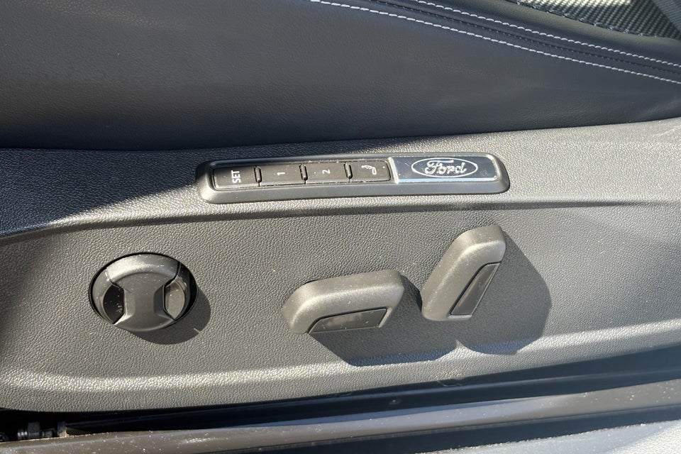 Ford Explorer 77 Select Extended Range 5d
