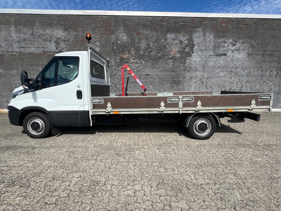 Iveco Daily 2,3 35S16 4100mm Lad 2d