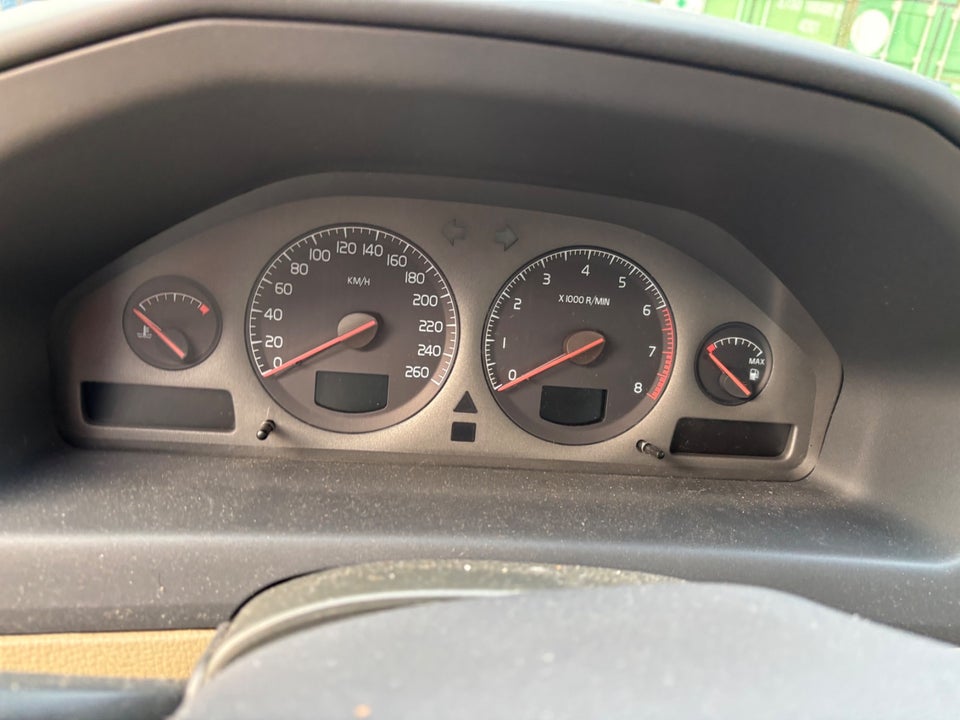 Volvo S60 2,4 140 4d