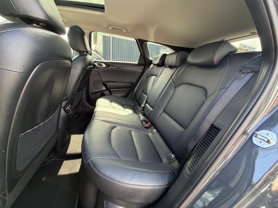 Kia Ceed 1,6 PHEV Upgrade+ SW DCT 5d