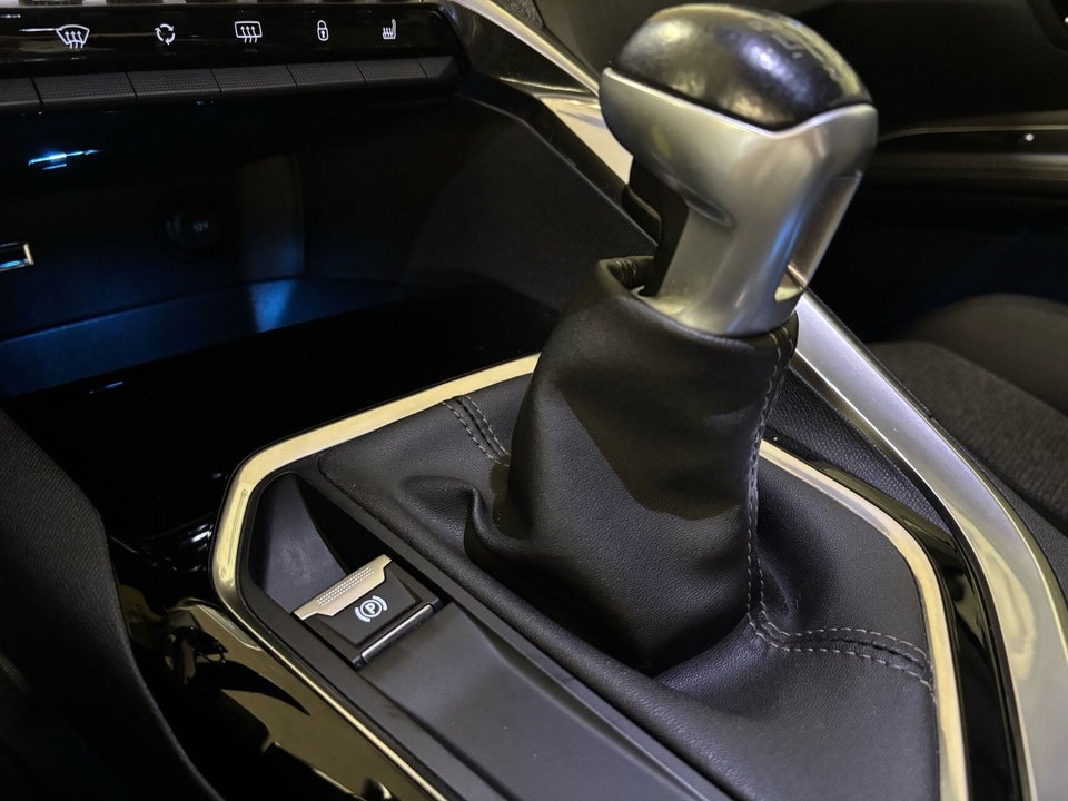 Peugeot 3008 1,5 BlueHDi 130 Allure 5d