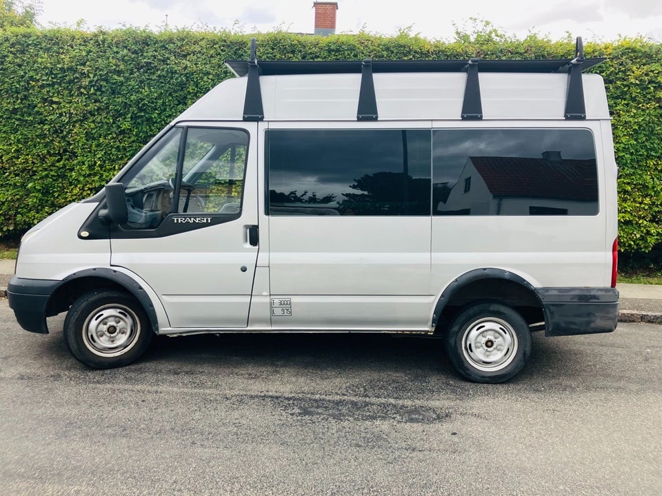 Ford Transit 300S Kombi 2,2 TDCi 85