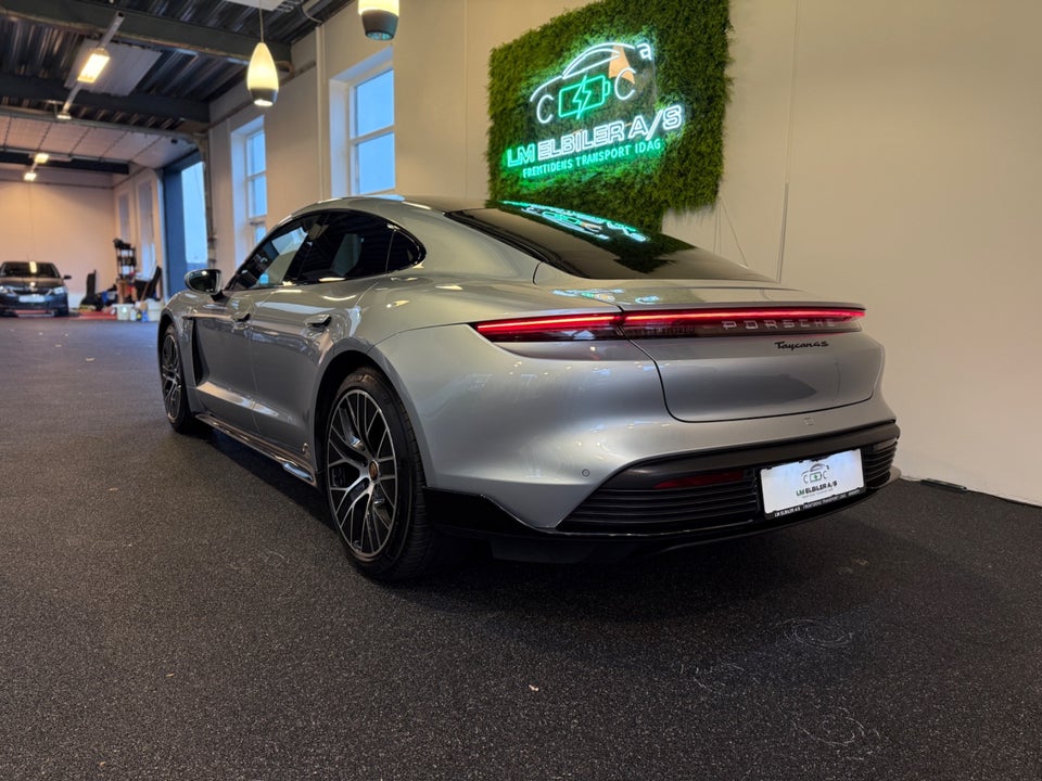 Porsche Taycan 4S Performance+ 4d