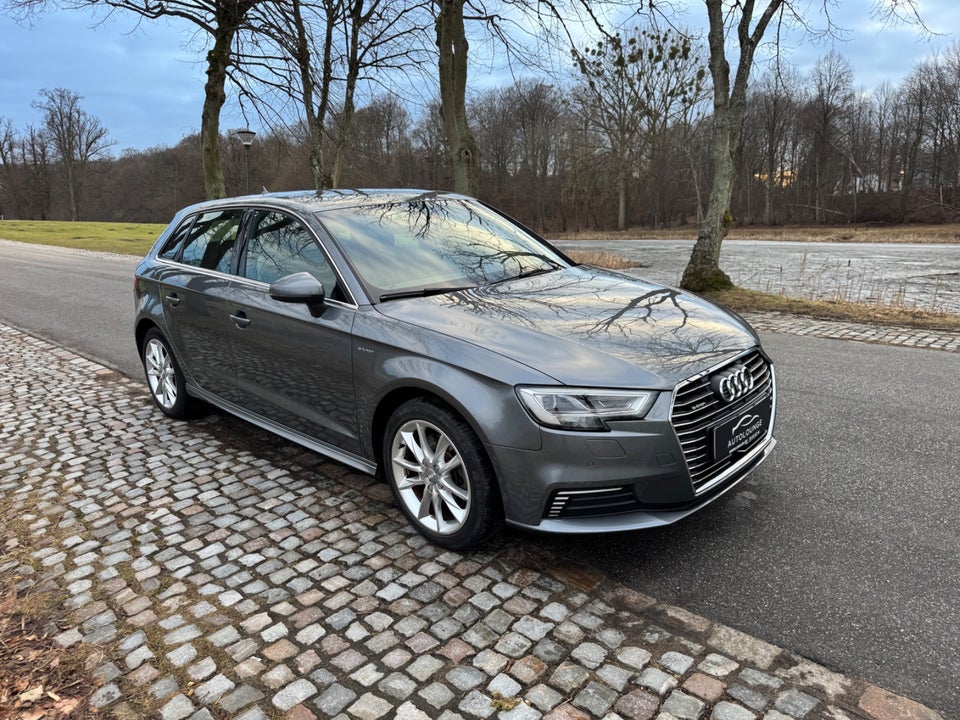 Audi A3 1,4 e-tron Sport Sportback S-tr. 5d