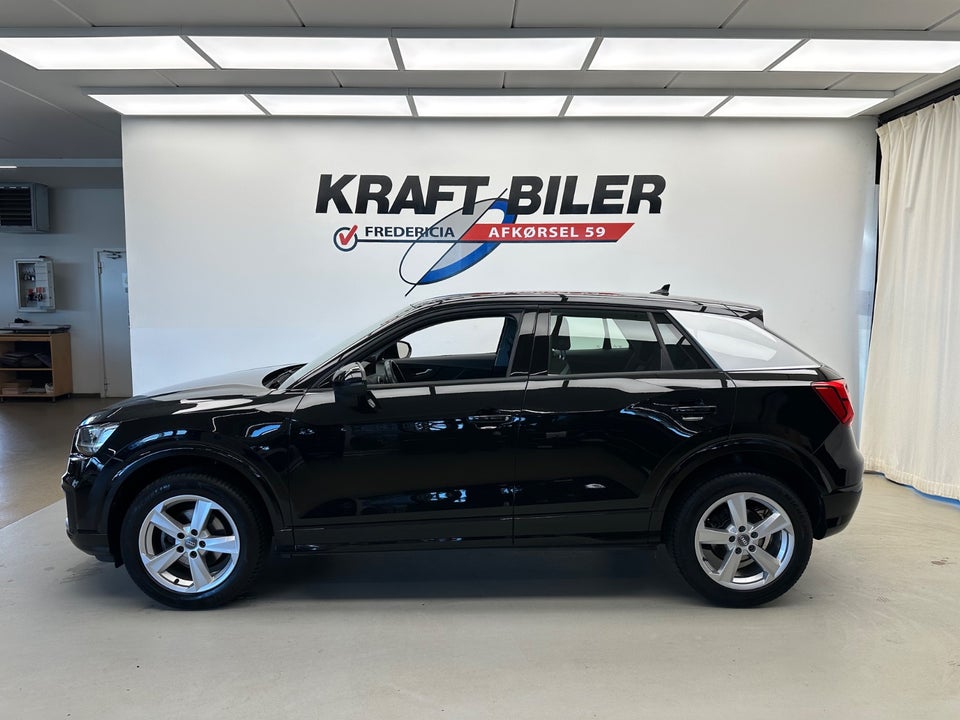 Audi Q2 35 TFSi S-tr. 5d