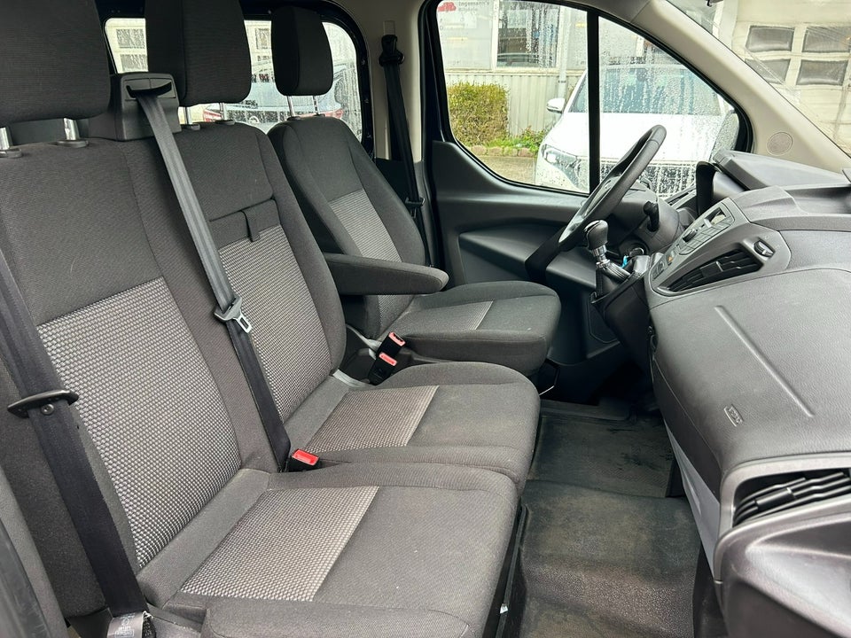 Ford Transit Custom Kombi 310L 2,2 TDCi 100 Ambiente 5d