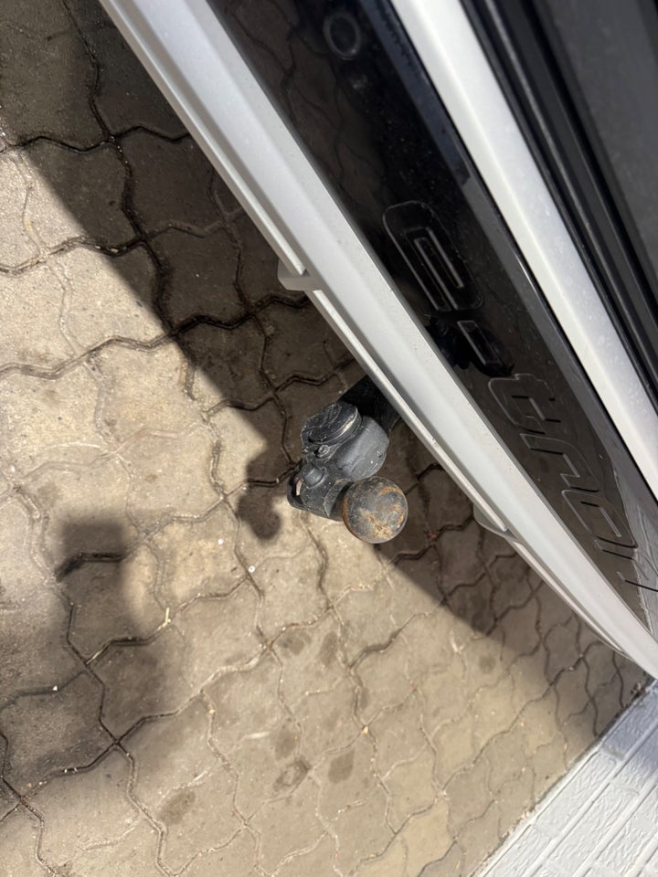 Audi Q4 e-tron 40 S-line 5d