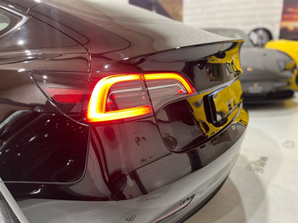 Tesla Model 3 Long Range AWD 4d