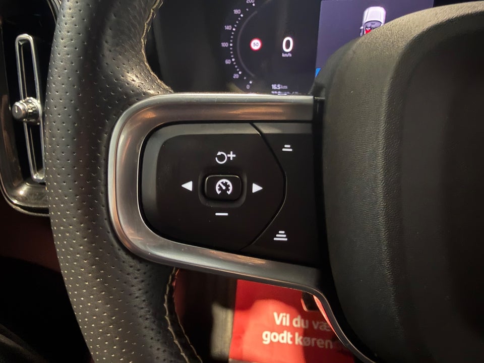 Volvo XC40 P8 ReCharge Twin R-Design 5d