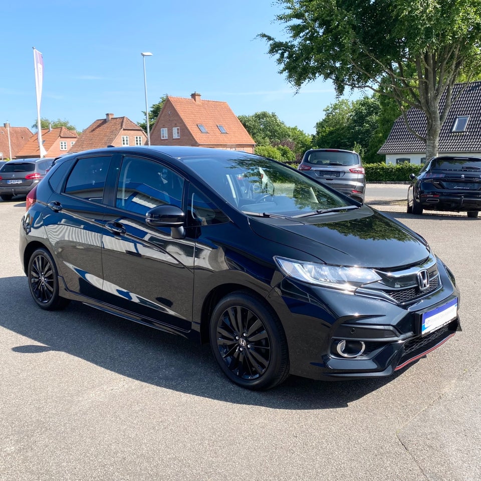 Honda Jazz 1,5 i-VTEC Dynamic 5d
