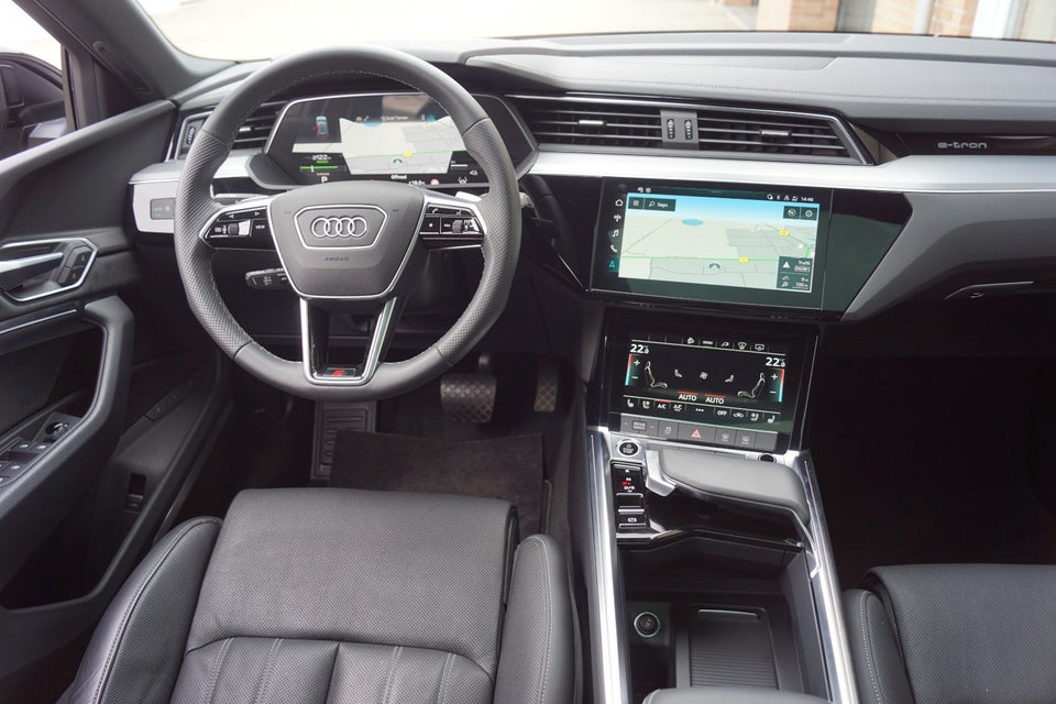 Audi e-tron 55 Advanced quattro 5d