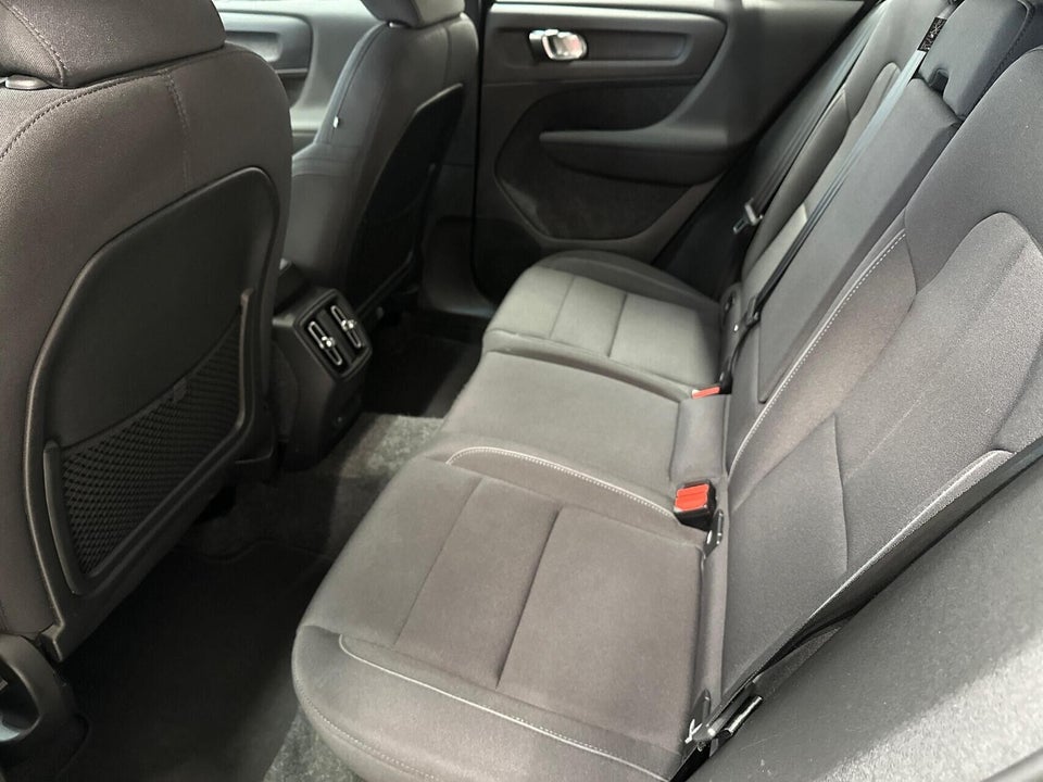 Volvo XC40 P6 ReCharge Core 5d