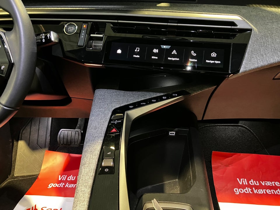 Peugeot e-5008 77 Allure 7prs 5d