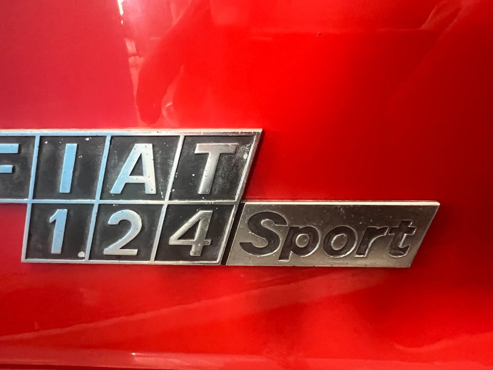 Fiat 124 1,8 Sport Coupé 2d