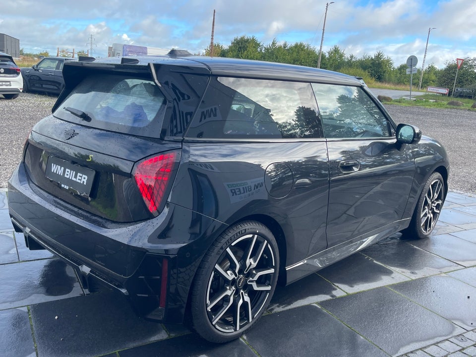 MINI Cooper SE JCW Trim XL 3d
