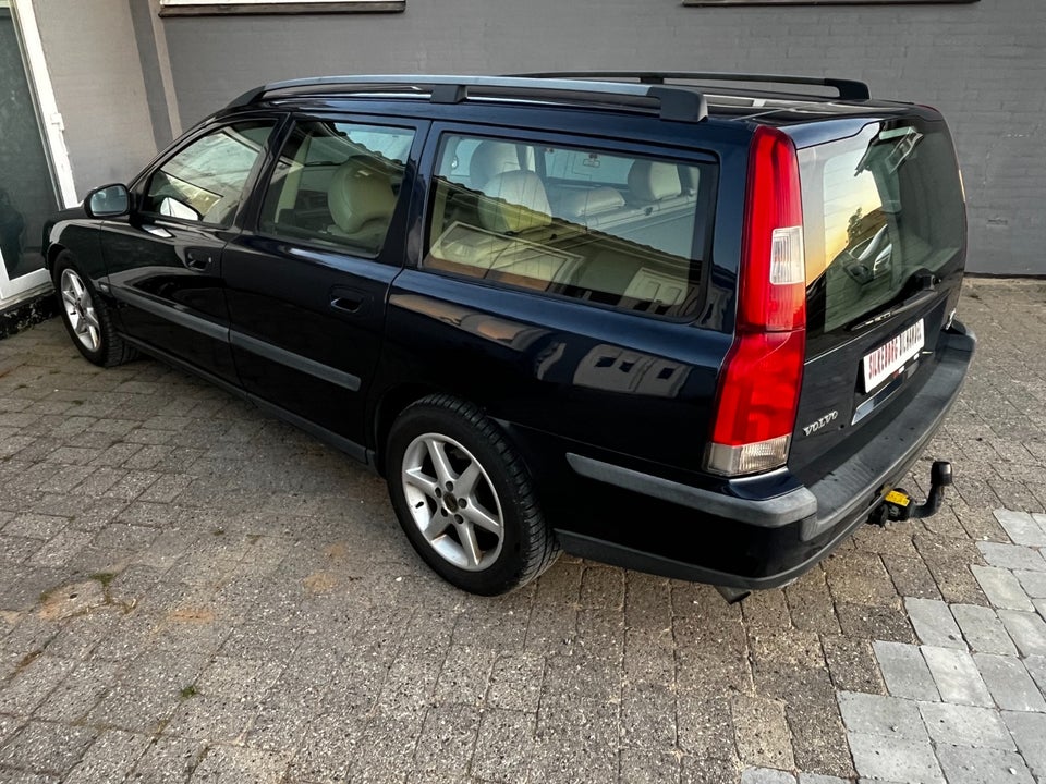 Volvo V70 2,4 20V 5d