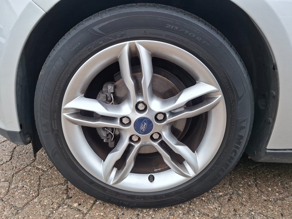 Ford Focus 1,0 SCTi 125 Titanium Fun 5d