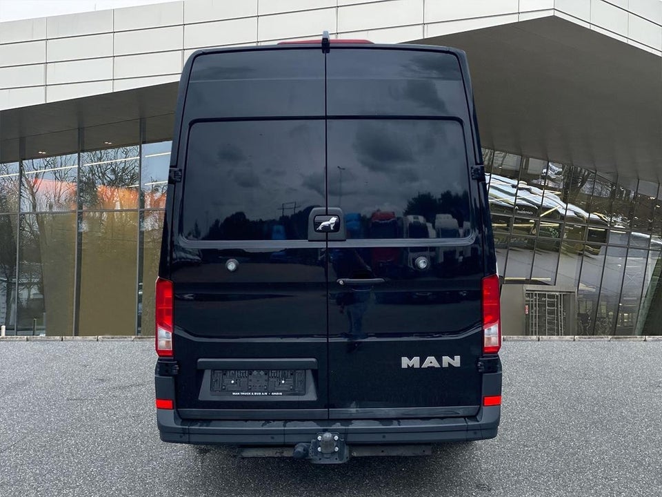 MAN TGE 2,0 3.160 Kassevogn L4H3 aut. RWD