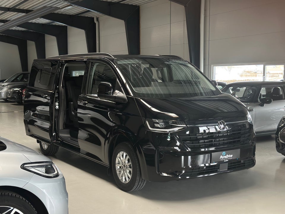 VW e-Caravelle 64 Style SWB