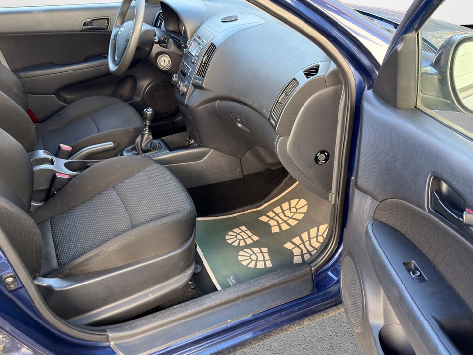 Hyundai i30 1,4 CVVT Classic CW 5d