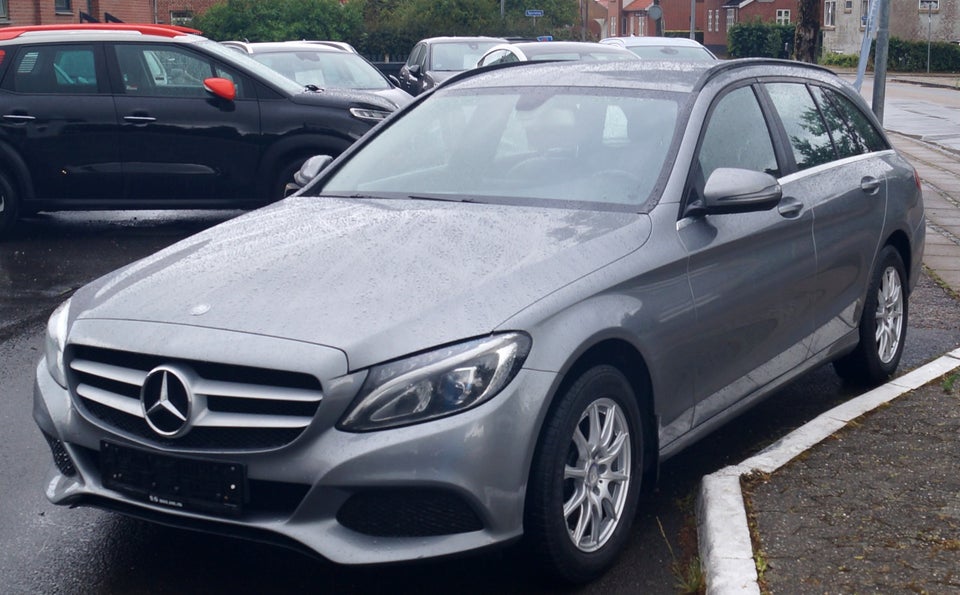 Mercedes C220 d 2,2 Business stc. aut. 5d