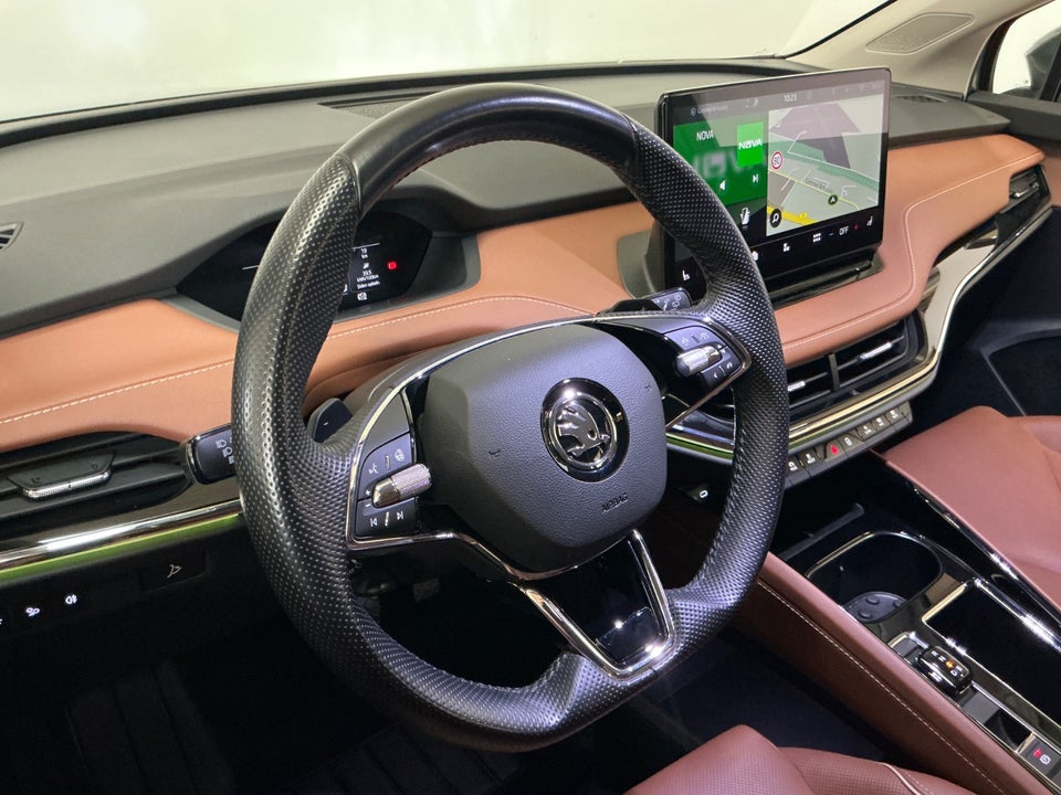 Skoda Enyaq 80 iV Plus ecoSuite 5d