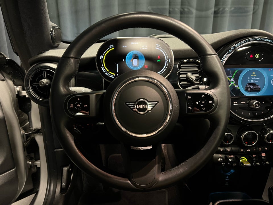 MINI Cooper SE Camden Edition 3d