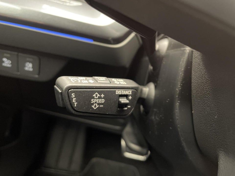 Audi Q4 e-tron 45 S-line quattro 5d