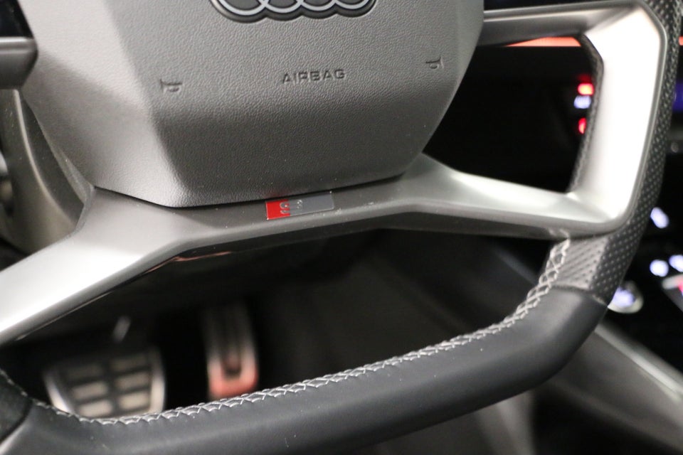 Audi Q4 e-tron 45 Attitude S-line quattro 5d