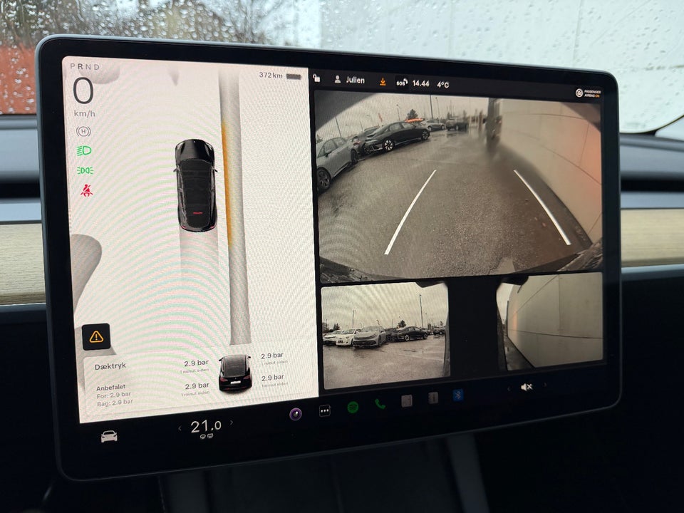 Tesla Model Y RWD 5d