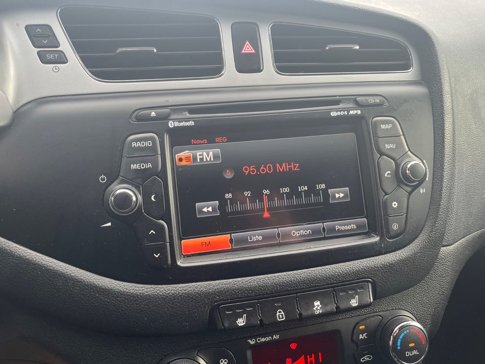 Kia Ceed 1,6 CRDi 128 Active SW 5d