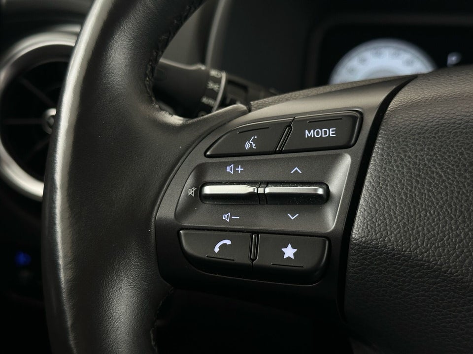 Hyundai Kona 39 EV Essential 5d