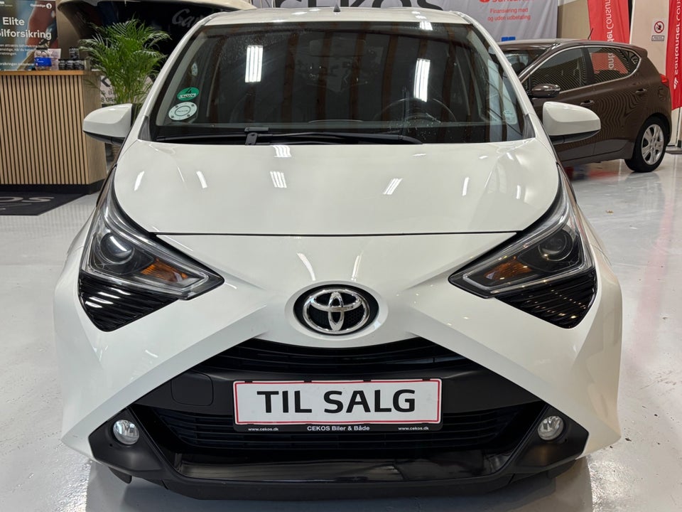 Toyota Aygo 1,0 VVT-i x-cellence 5d
