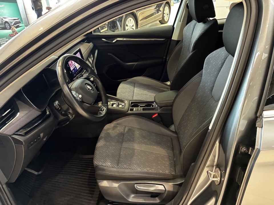 Skoda Octavia 1,4 TSi iV Plus Combi DSG 5d