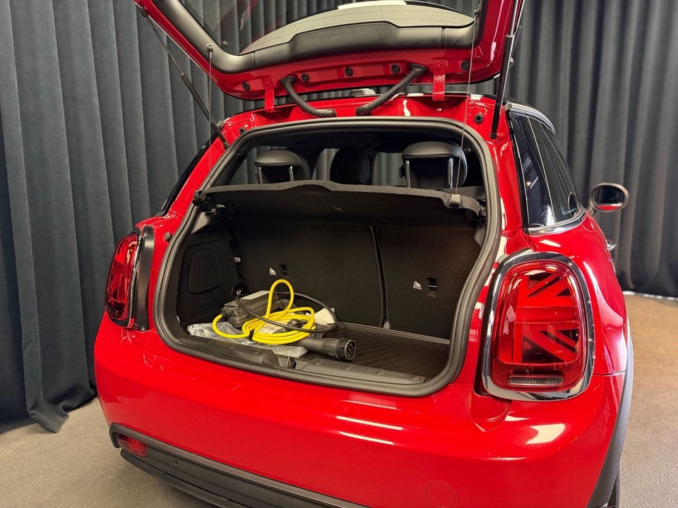 MINI Cooper SE Classic Trim 3d