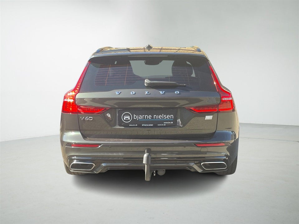 Volvo V60 2,0 T8 ReCharge R-Design aut. AWD 5d