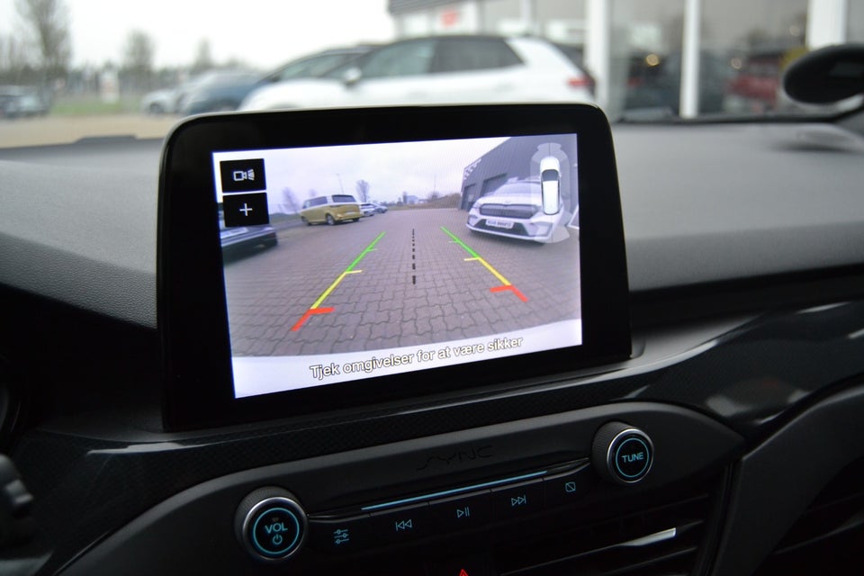 Ford Focus 1,5 EcoBoost ST-Line Business stc. aut. 5d