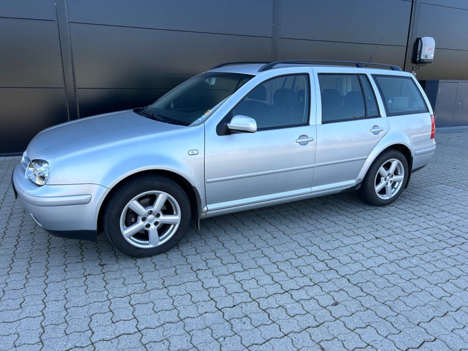 VW Golf IV 2,0 FSi Variant DK 5d