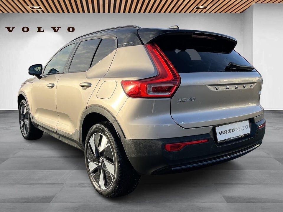Volvo XC40 ReCharge Extended Range Core 5d